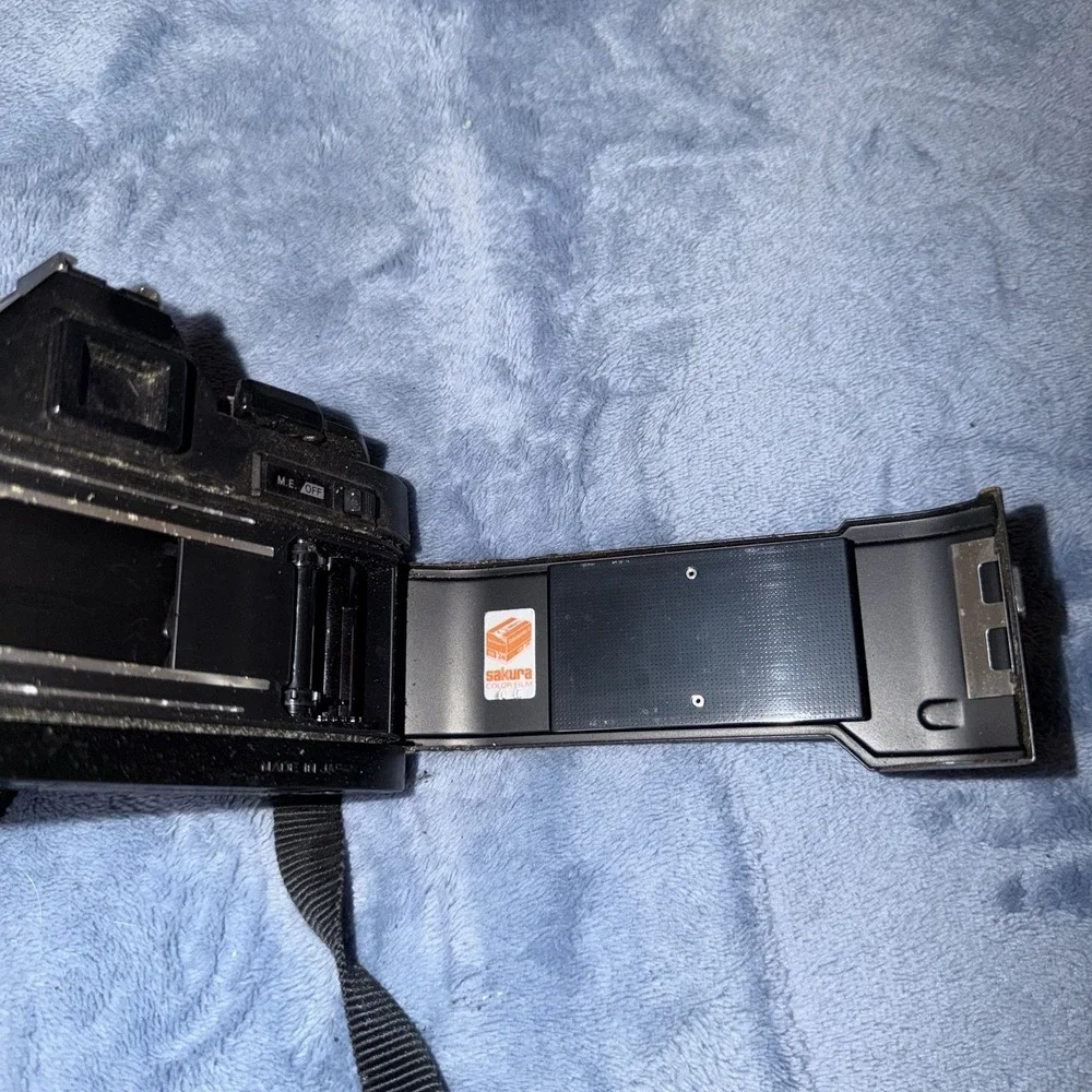Konica Autoreflex T4 SLR, 50mm F1.7 Lens
